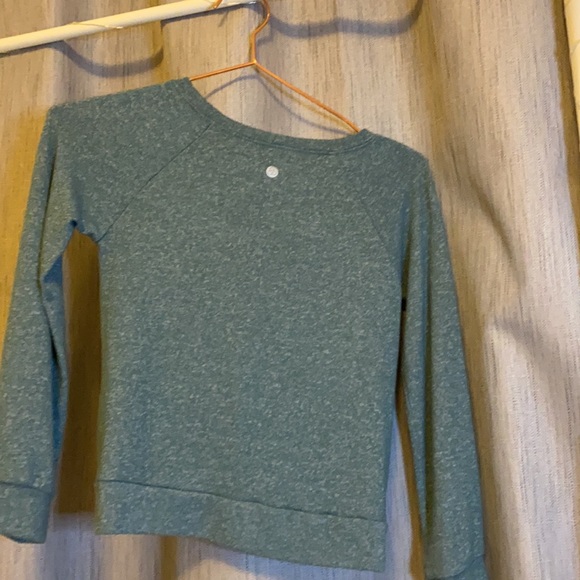 Zella blue sweater - Picture 2 of 3